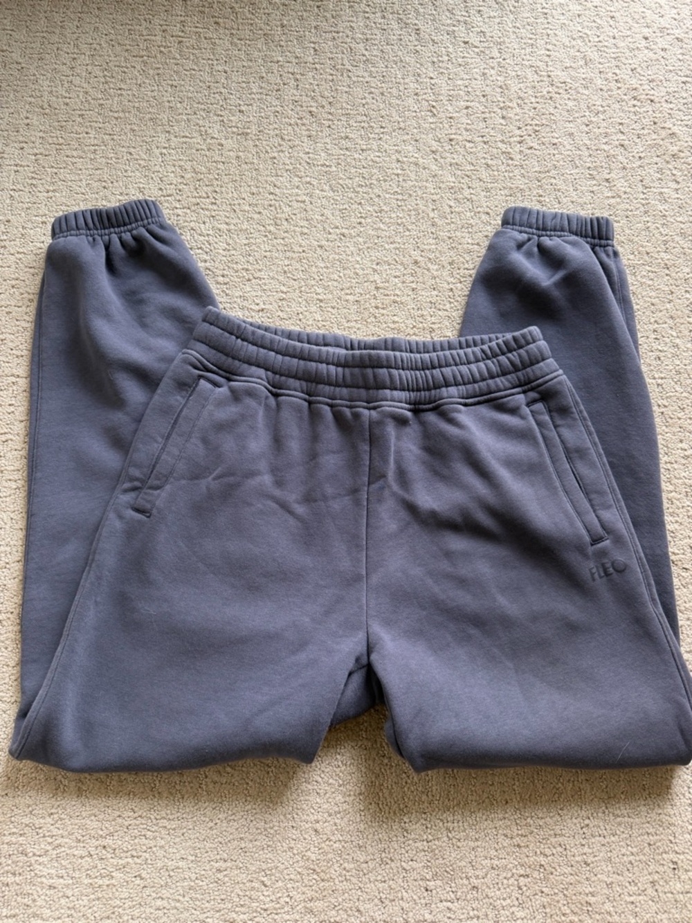 FLEO joggers